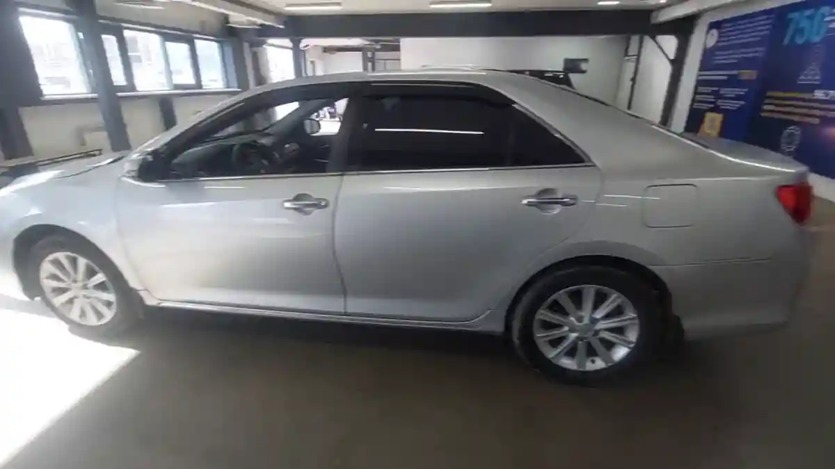 Toyota Camry 2013 года за 8 500 000 тг. в Астана