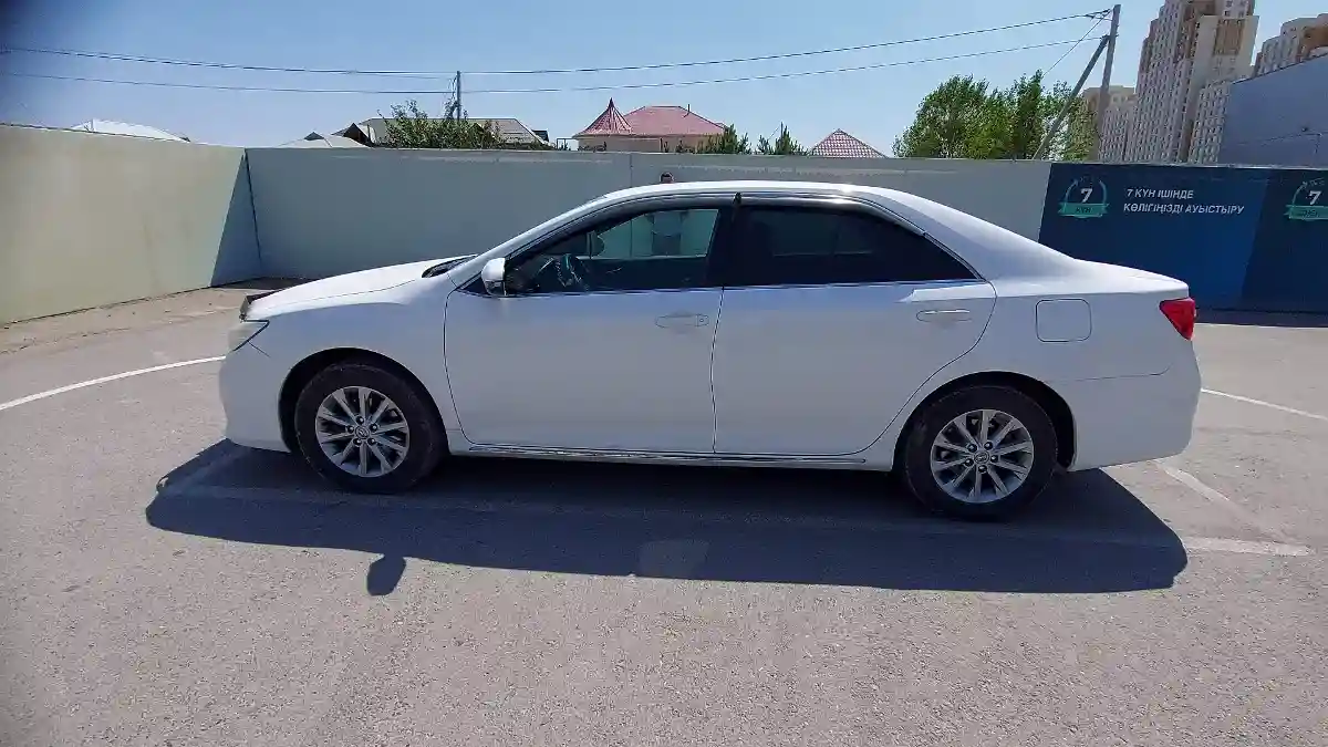 Toyota Camry 2013 года за 9 490 000 тг. в Шымкент