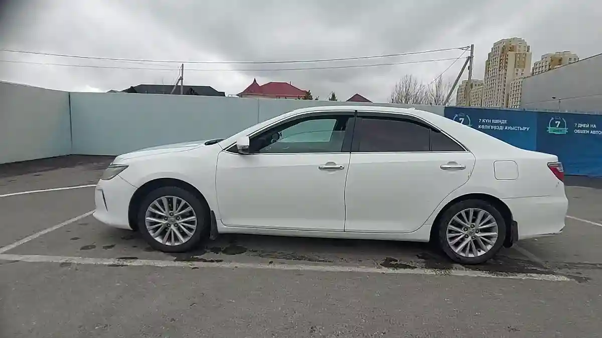 Toyota Camry 2014 года за 10 800 000 тг. в Шымкент