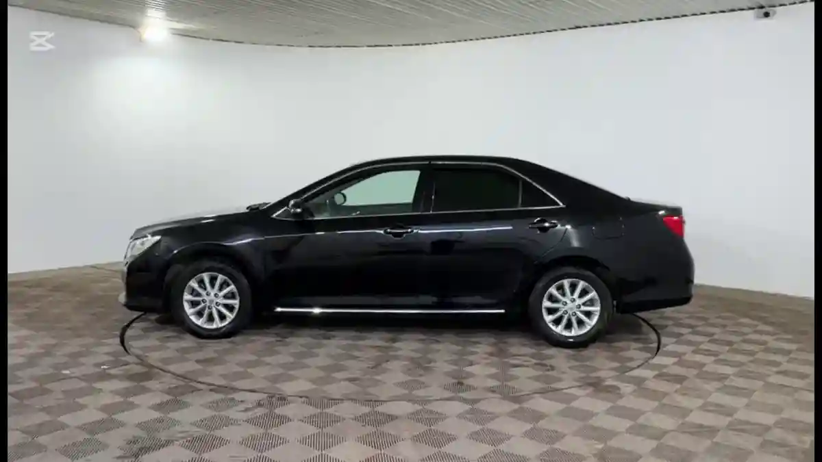 Toyota Camry 2013 года за 7 890 000 тг. в Шымкент