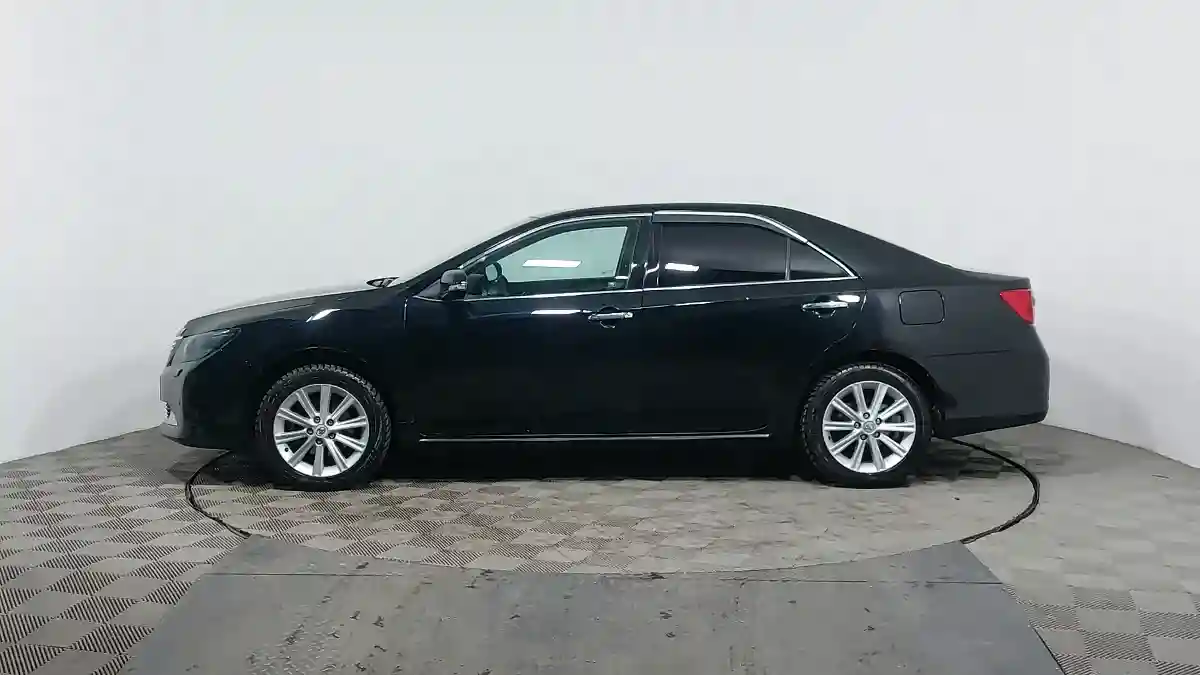 Toyota Camry 2013 года за 8 900 000 тг. в Астана