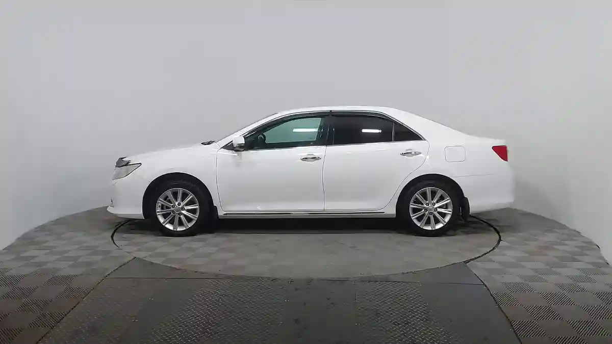 Toyota Camry 2013 года за 9 250 000 тг. в Астана