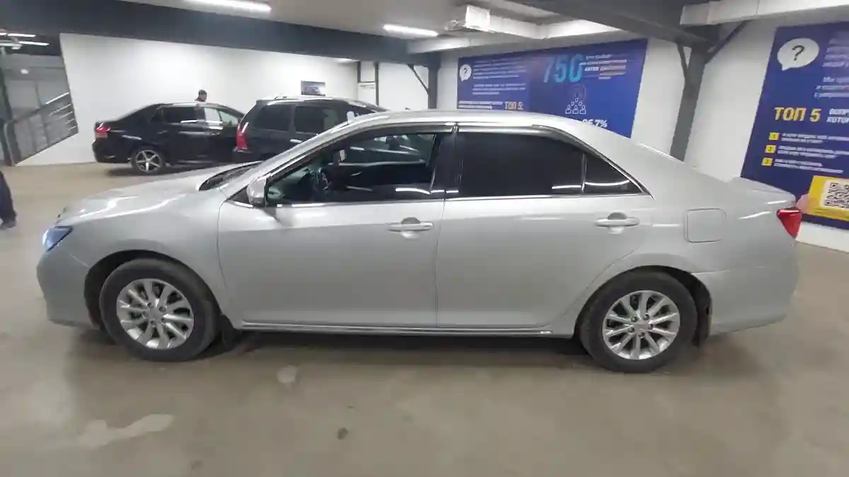 Toyota Camry 2013 года за 7 500 000 тг. в Астана