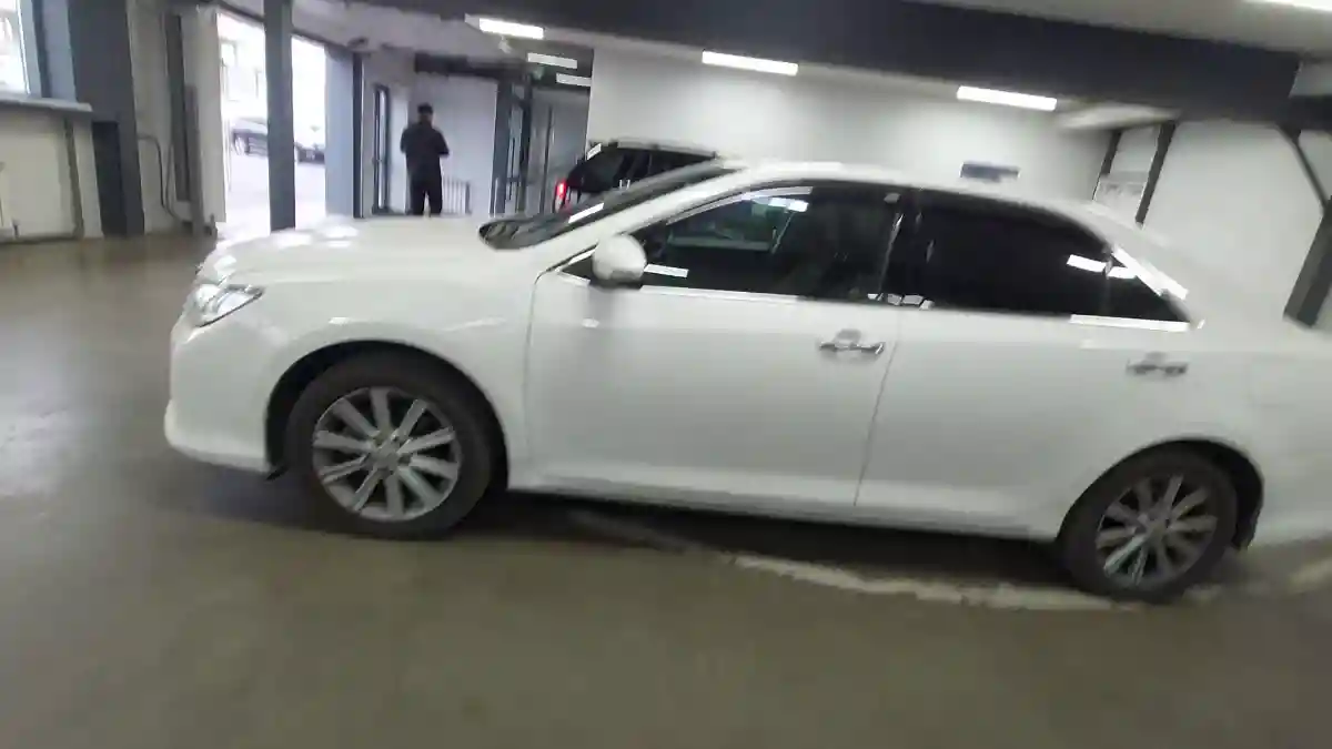 Toyota Camry 2014 года за 9 100 000 тг. в Астана