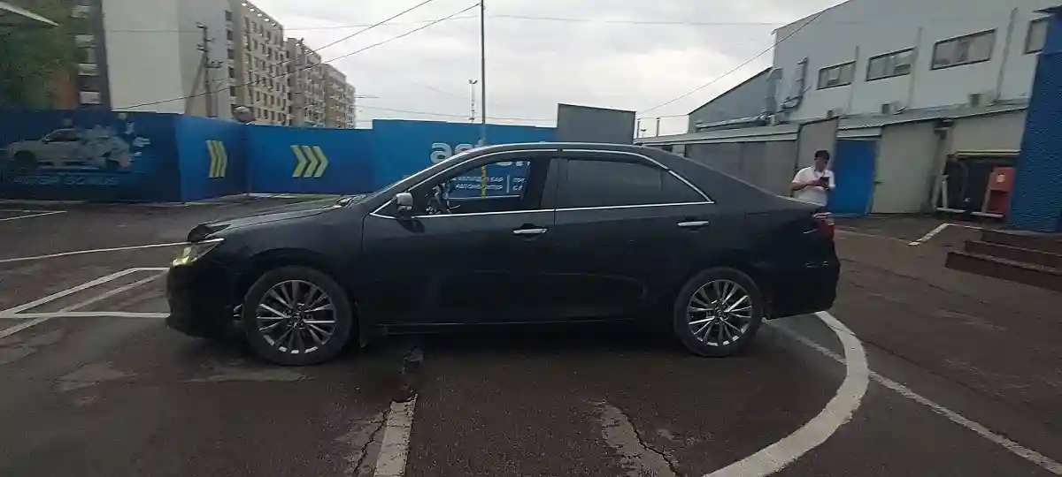 Toyota Camry 2016 года за 9 500 000 тг. в Алматы