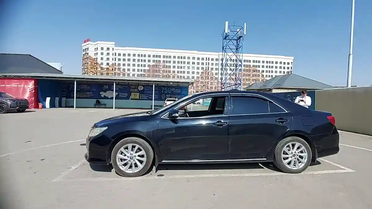 Toyota Camry 2012 года за 7 500 000 тг. в Шымкент