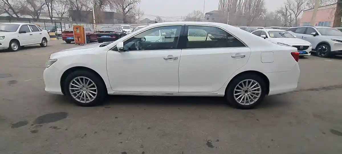 Toyota Camry 2013 года за 10 100 000 тг. в Алматы