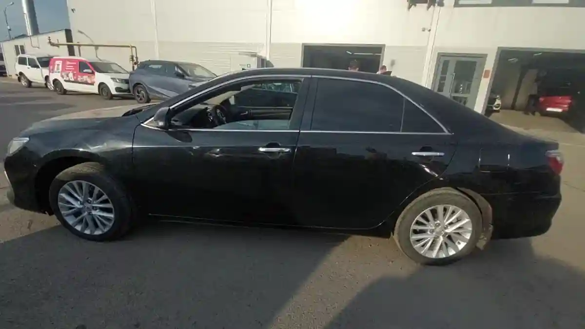 Toyota Camry 2014 года за 10 000 000 тг. в Астана