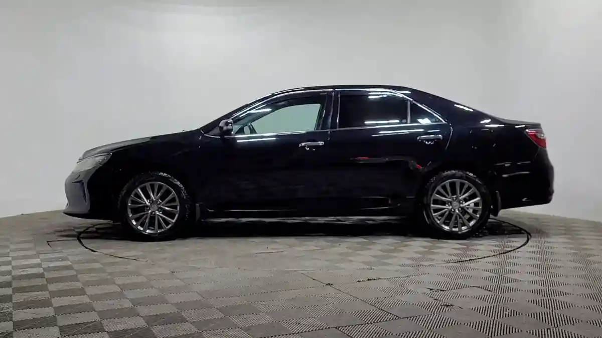 Toyota Camry 2015 года за 11 000 000 тг. в Алматы