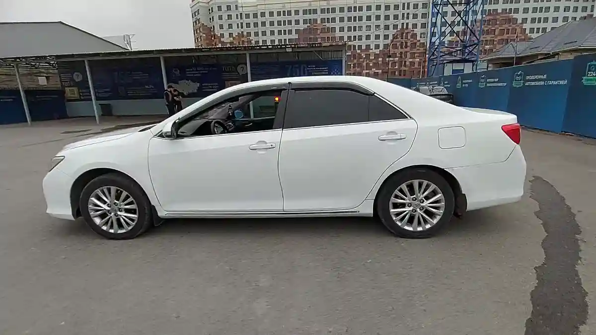 Toyota Camry 2012 года за 8 500 000 тг. в Шымкент