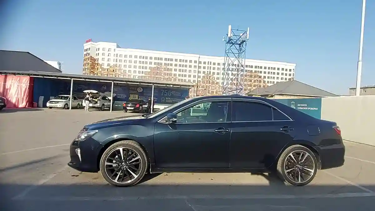 Toyota Camry 2015 года за 12 000 000 тг. в Шымкент
