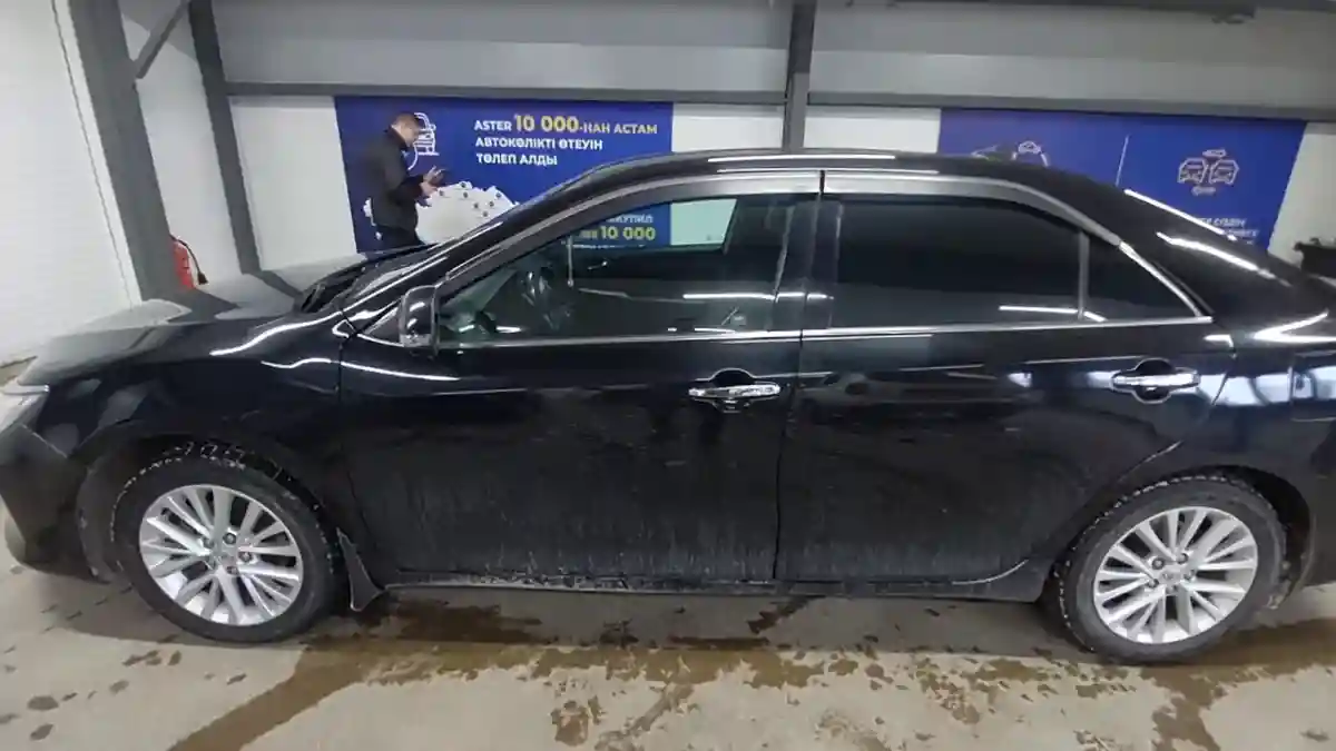 Toyota Camry 2015 года за 10 000 000 тг. в Шымкент