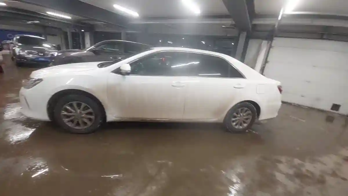 Toyota Camry 2015 года за 11 000 000 тг. в Астана
