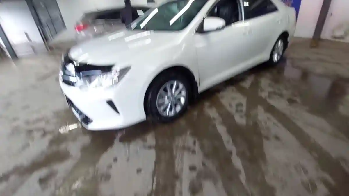 Toyota Camry 2016 года за 10 000 000 тг. в Астана