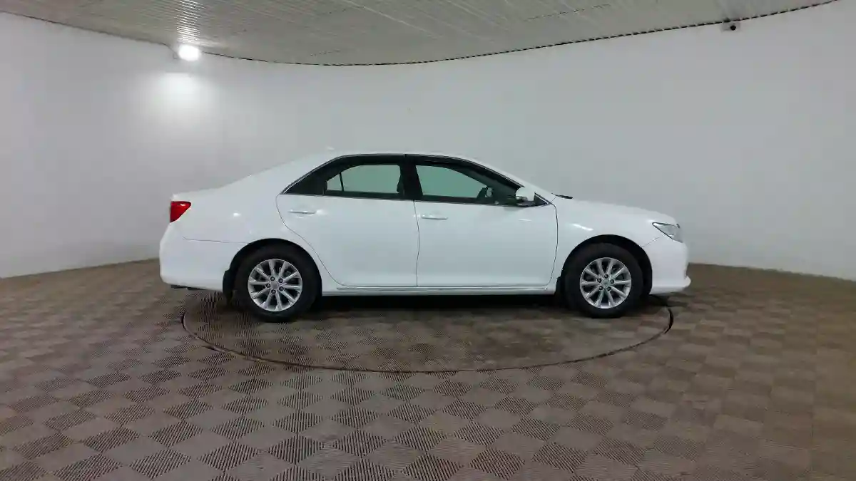 Toyota Camry 2013 года за 9 290 000 тг. в Шымкент