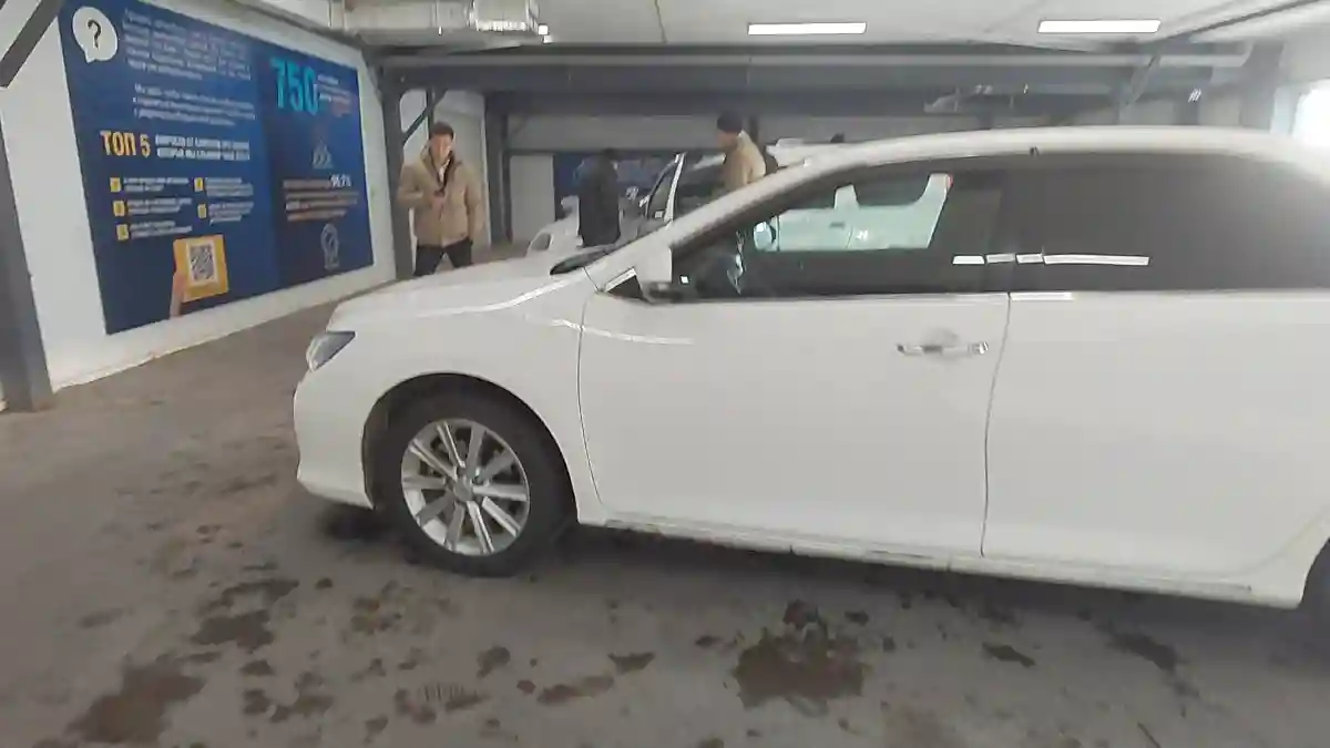 Toyota Camry 2013 года за 9 300 000 тг. в Астана