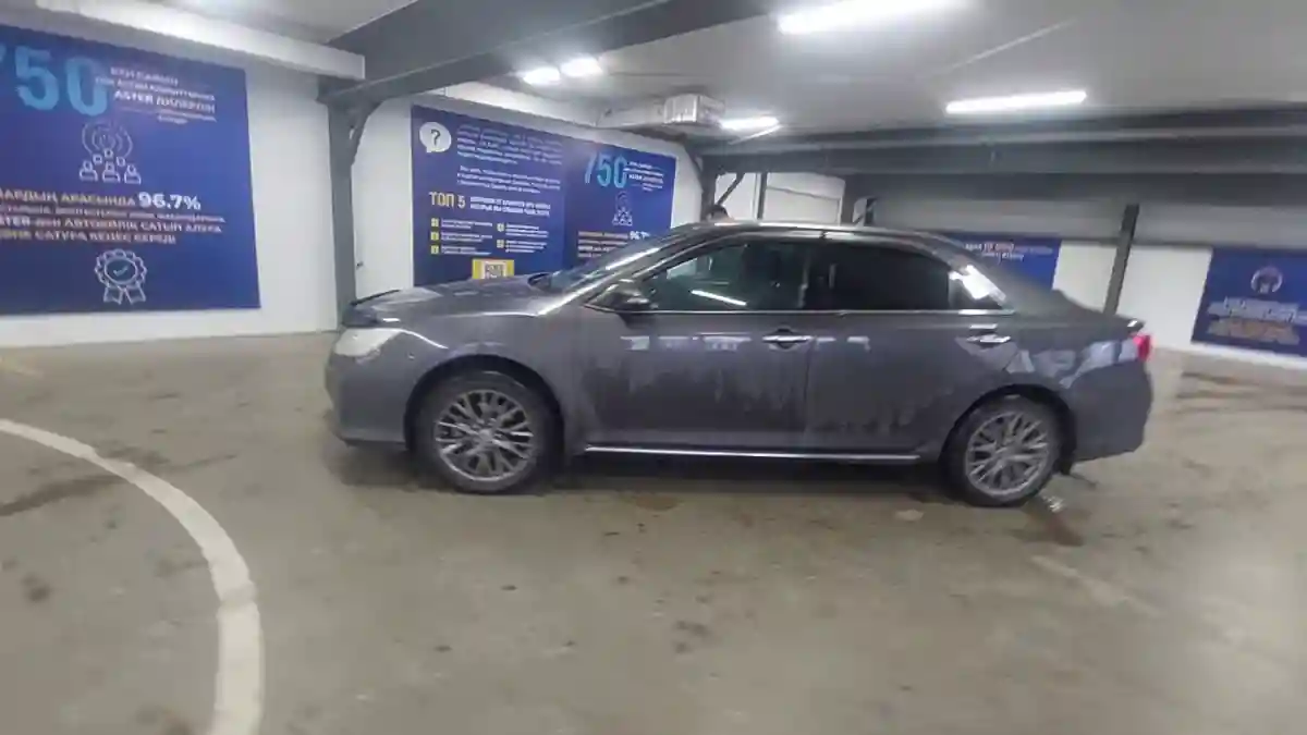 Toyota Camry 2014 года за 9 300 000 тг. в Астана