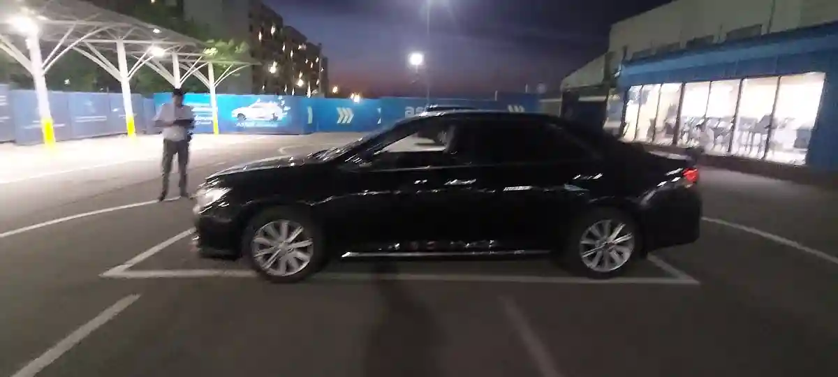Toyota Camry 2014 года за 8 000 000 тг. в Алматы