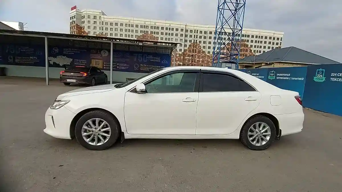 Toyota Camry 2014 года за 9 000 000 тг. в Шымкент