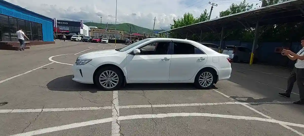 Toyota Camry 2014 года за 11 000 000 тг. в Алматы