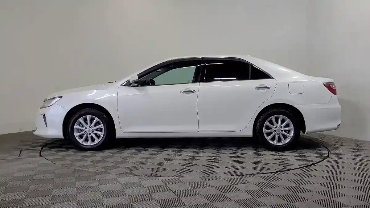 Toyota Camry 2015 года за 11 500 000 тг. в Алматы