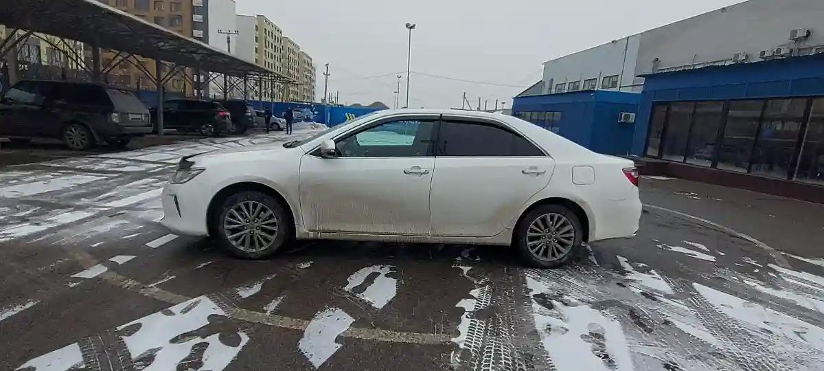 Toyota Camry 2016 года за 11 000 000 тг. в Алматы