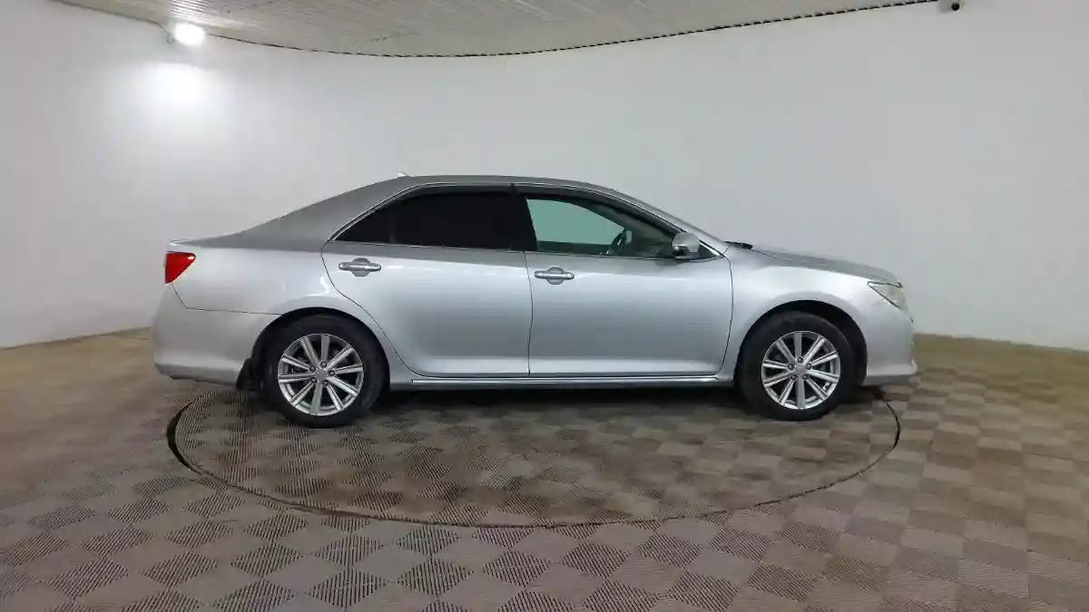 Toyota Camry 2013 года за 8 390 000 тг. в Шымкент