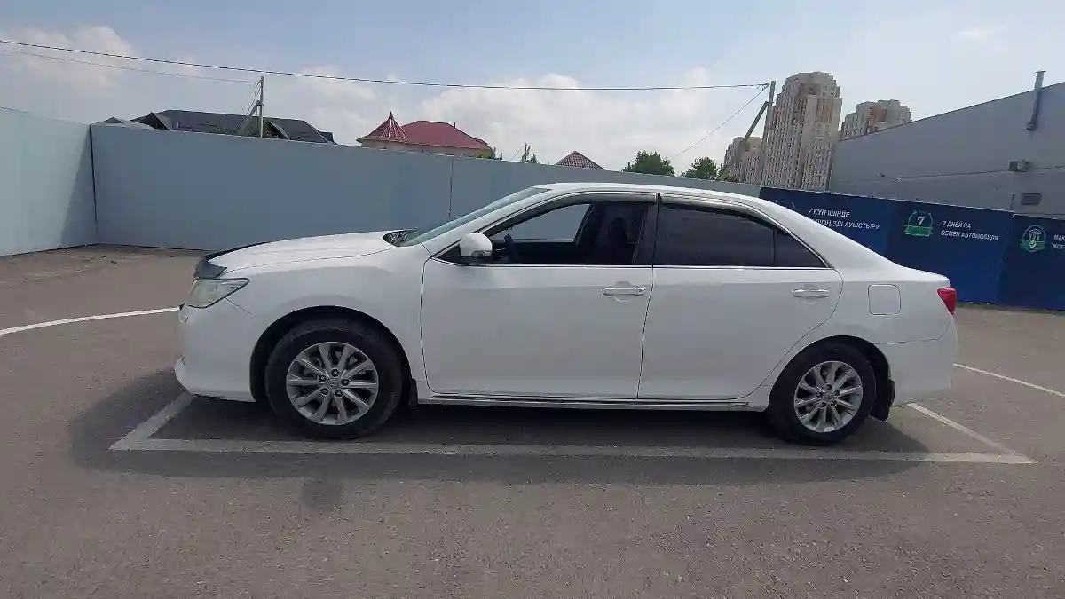 Toyota Camry 2013 года за 10 000 000 тг. в Шымкент