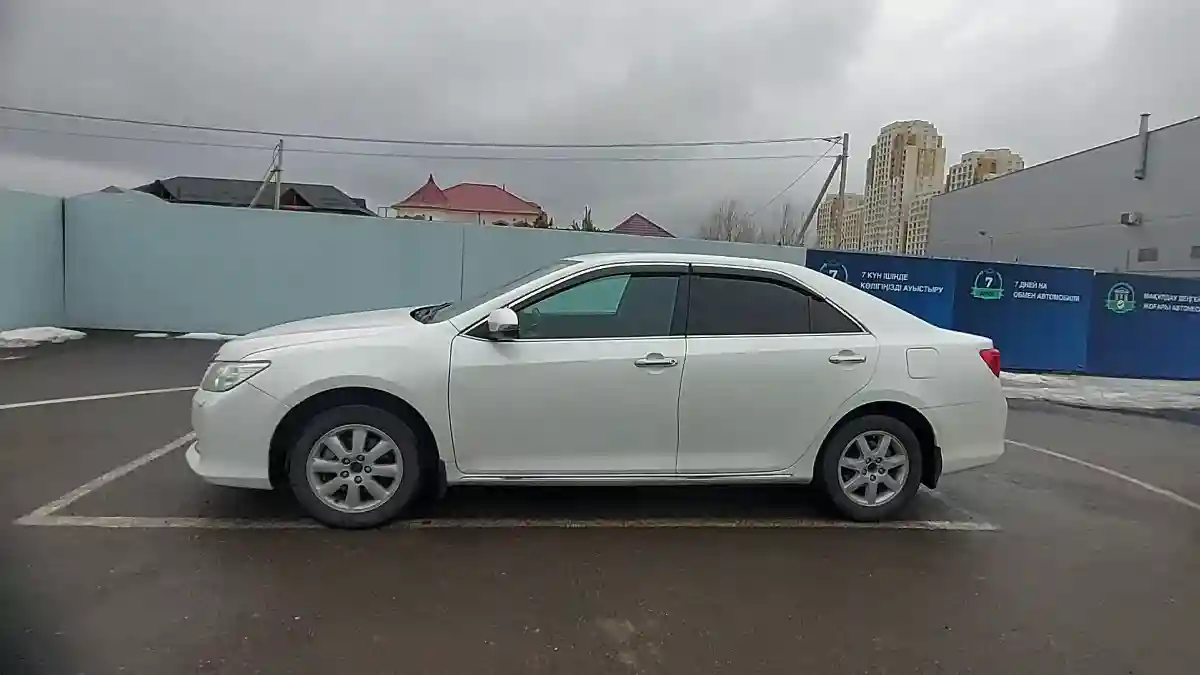 Toyota Camry 2014 года за 9 000 000 тг. в Шымкент