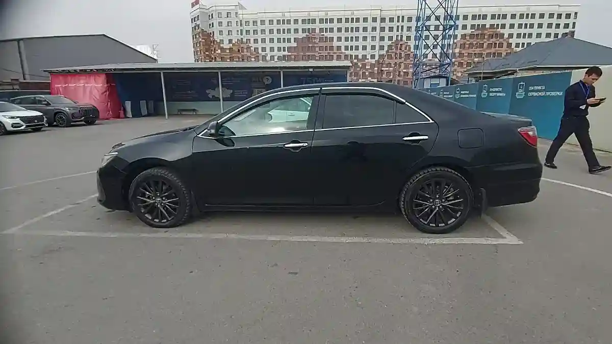 Toyota Camry 2014 года за 10 000 000 тг. в Шымкент