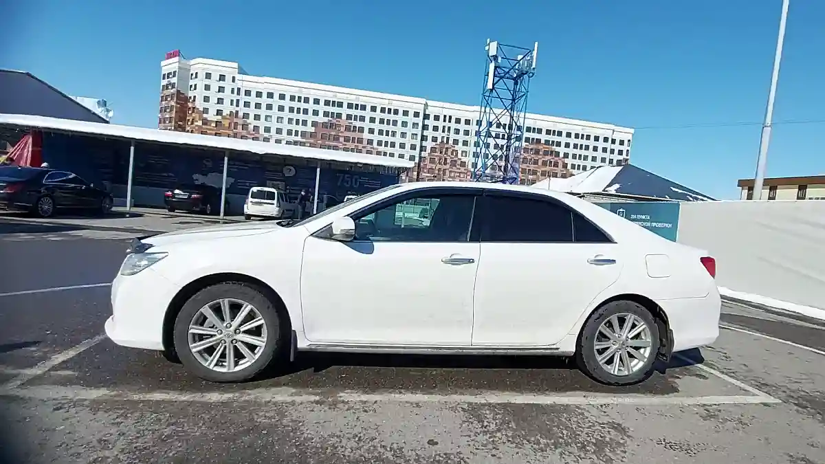 Toyota Camry 2012 года за 8 500 000 тг. в Шымкент