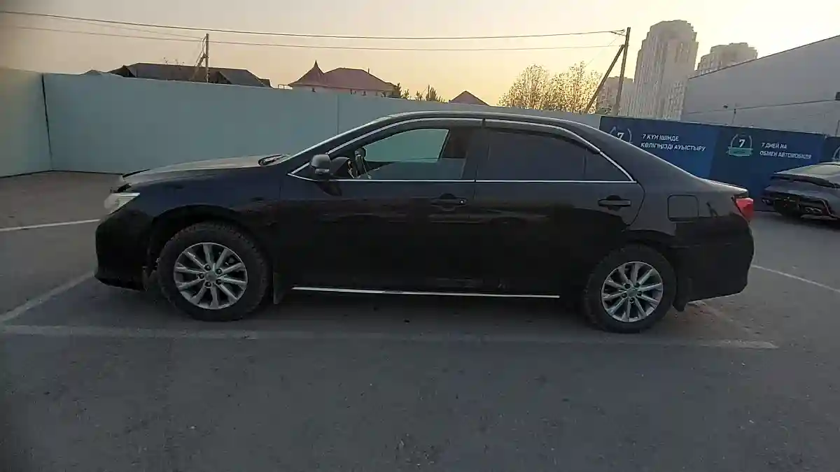 Toyota Camry 2013 года за 9 000 000 тг. в Шымкент