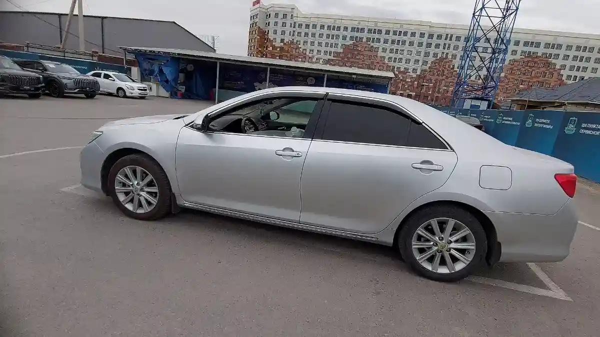 Toyota Camry 2014 года за 9 000 000 тг. в Шымкент