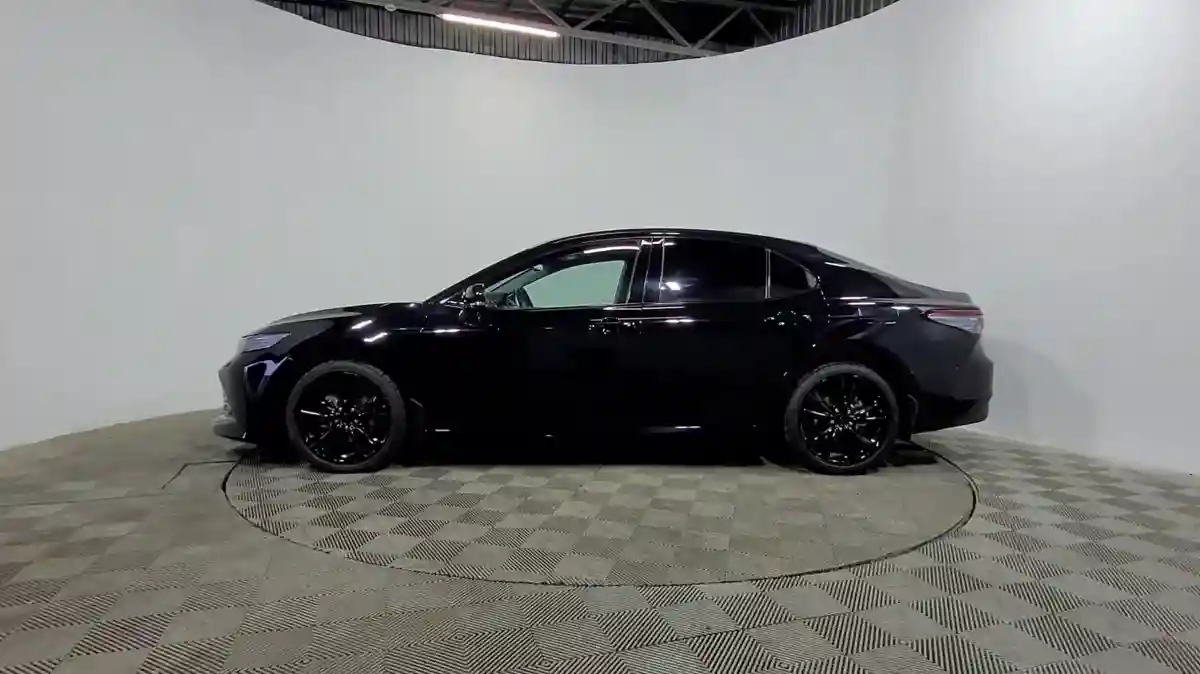 Toyota Camry 2019 года за 14 690 000 тг. в Алматы