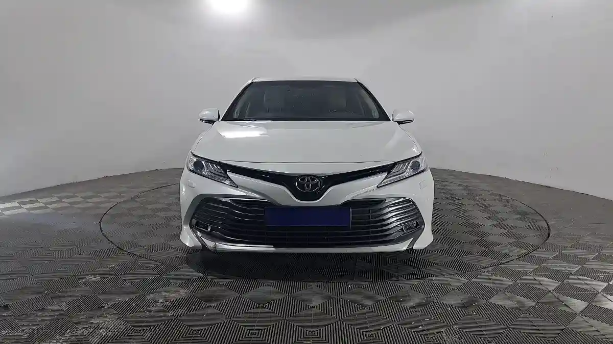 Toyota Camry 2019 года за 14 670 000 тг. в Павлодар