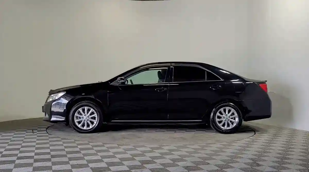 Toyota Camry 2014 года за 7 200 000 тг. в Алматы