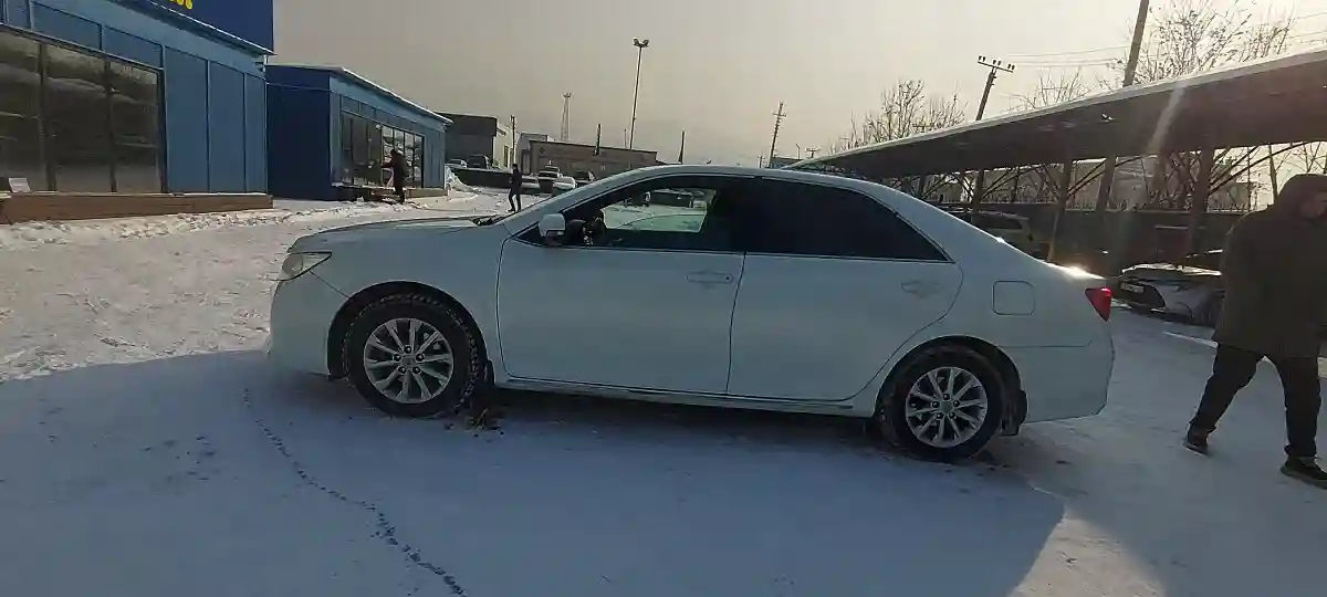 Toyota Camry 2014 года за 7 700 000 тг. в Алматы