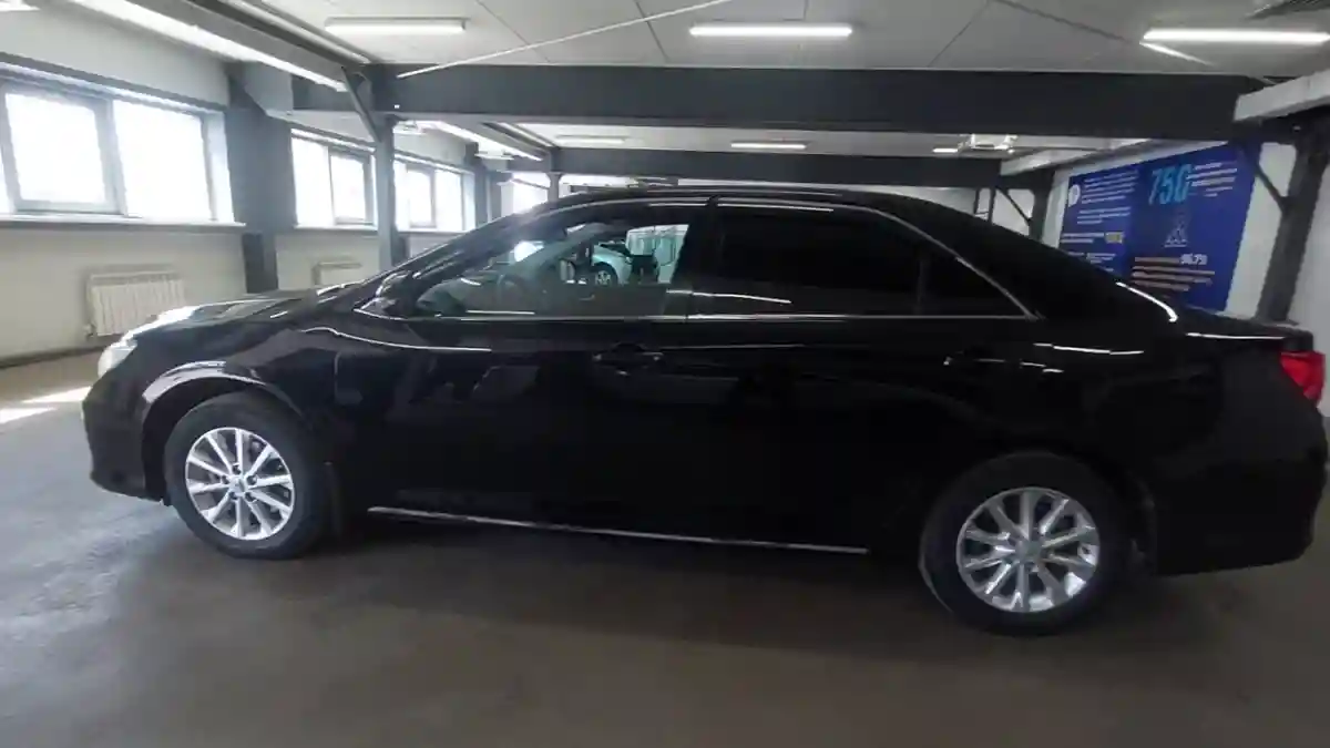 Toyota Camry 2014 года за 8 300 000 тг. в Астана
