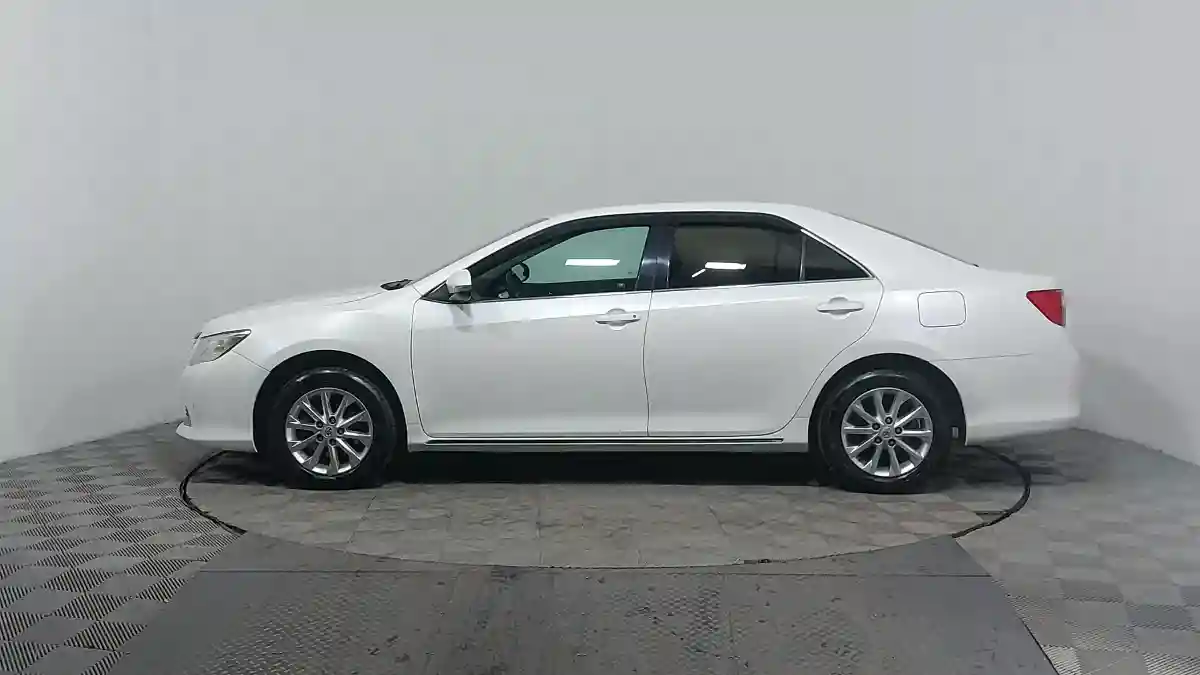 Toyota Camry 2014 года за 8 500 000 тг. в Астана