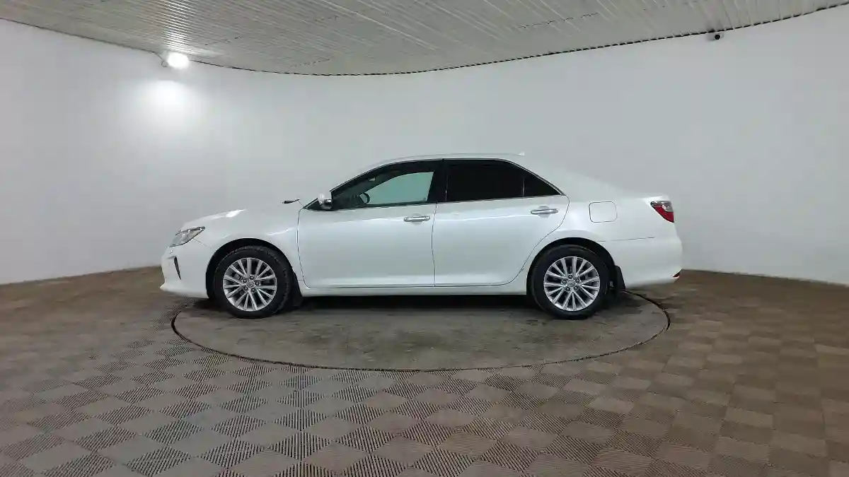 Toyota Camry 2014 года за 7 490 000 тг. в Шымкент