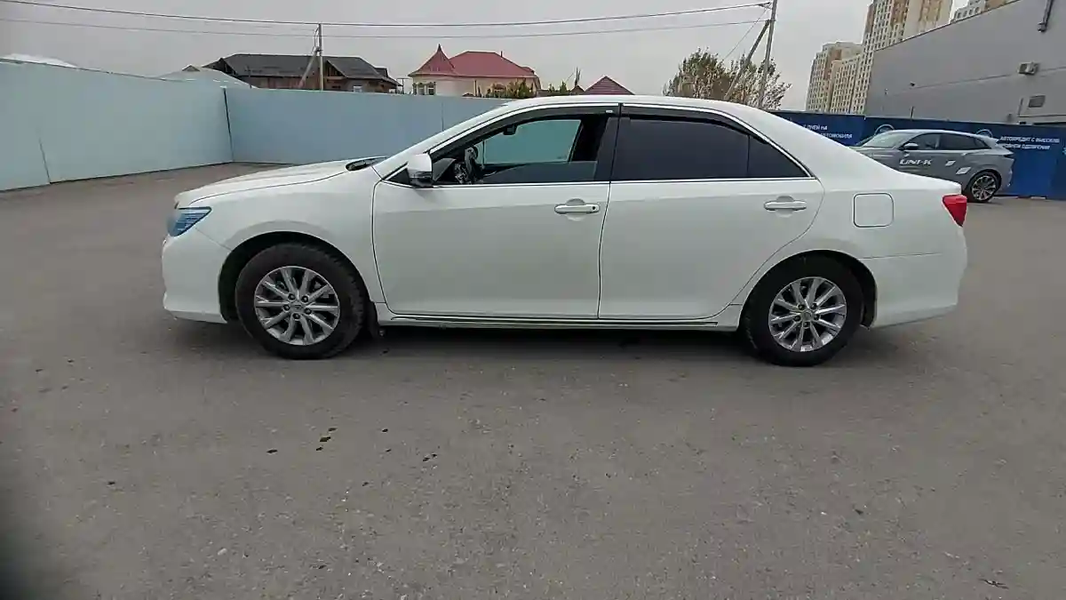 Toyota Camry 2014 года за 8 000 000 тг. в Шымкент