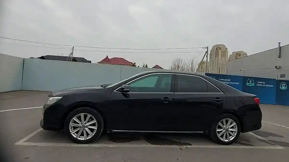 Toyota Camry 2014 года за 6 700 000 тг. в Шымкент