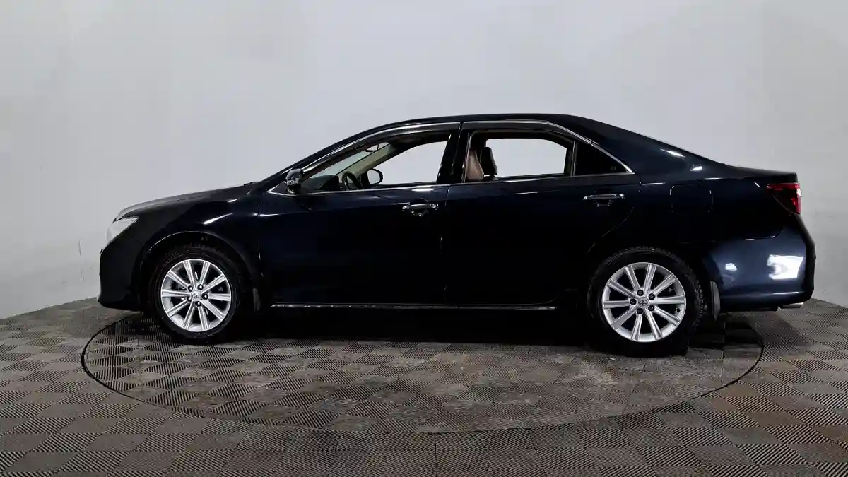 Toyota Camry 2012 года за 9 990 000 тг. в Астана