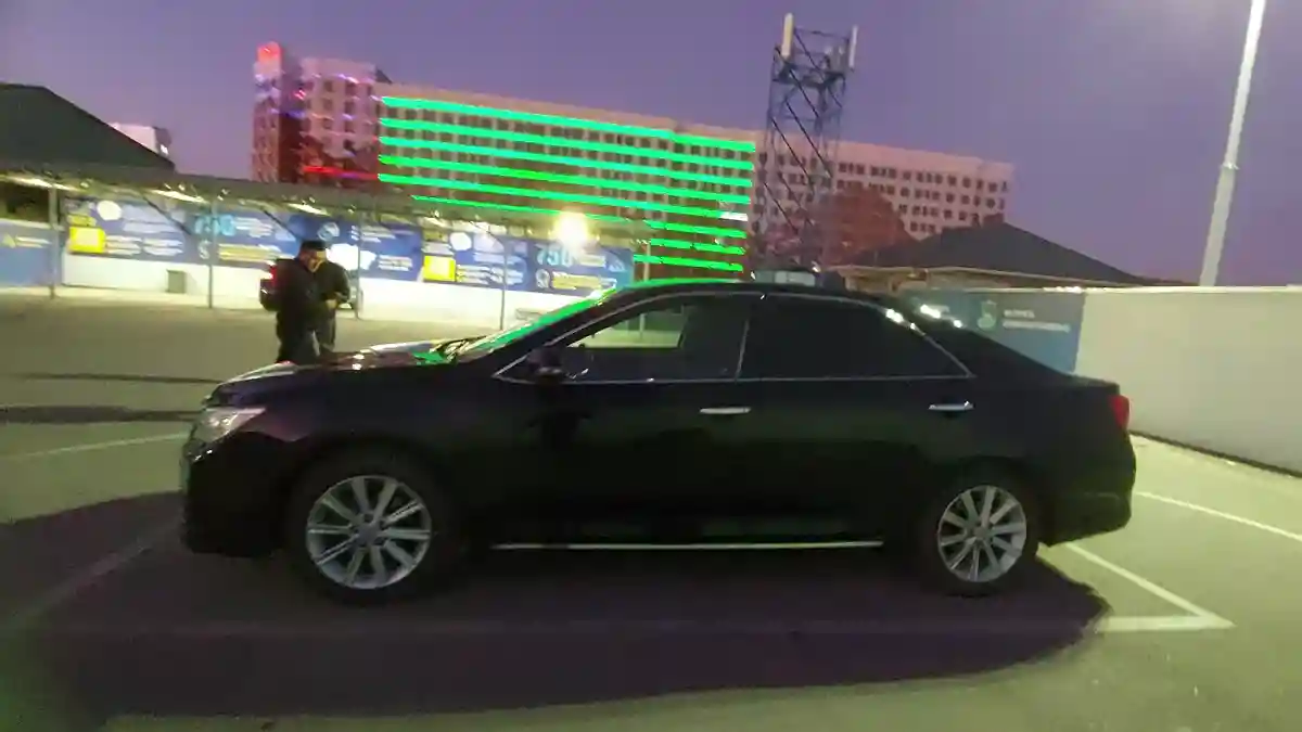 Toyota Camry 2012 года за 9 000 000 тг. в Шымкент