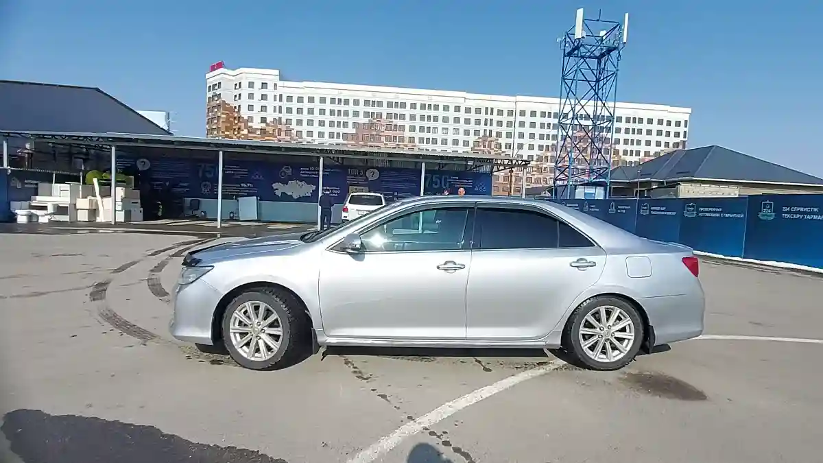 Toyota Camry 2012 года за 9 500 000 тг. в Шымкент