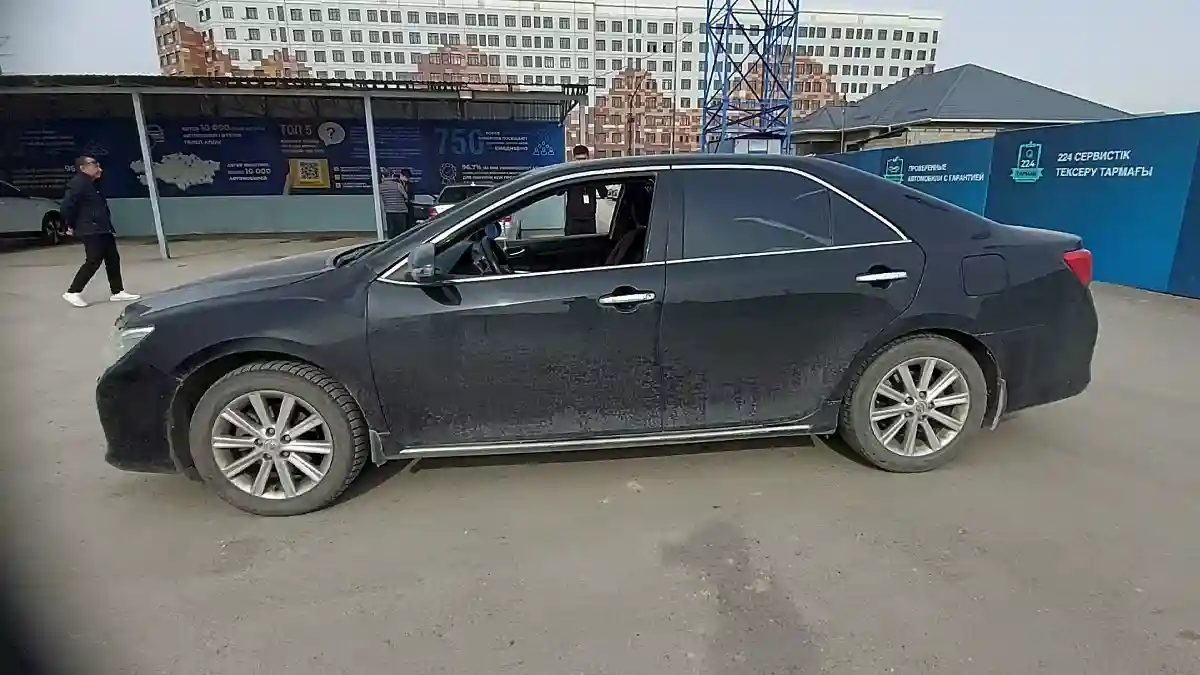 Toyota Camry 2013 года за 10 000 000 тг. в Шымкент