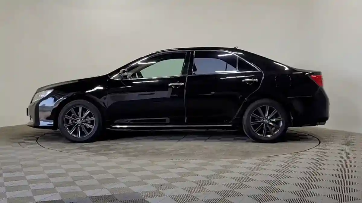 Toyota Camry 2012 года за 9 250 000 тг. в Алматы