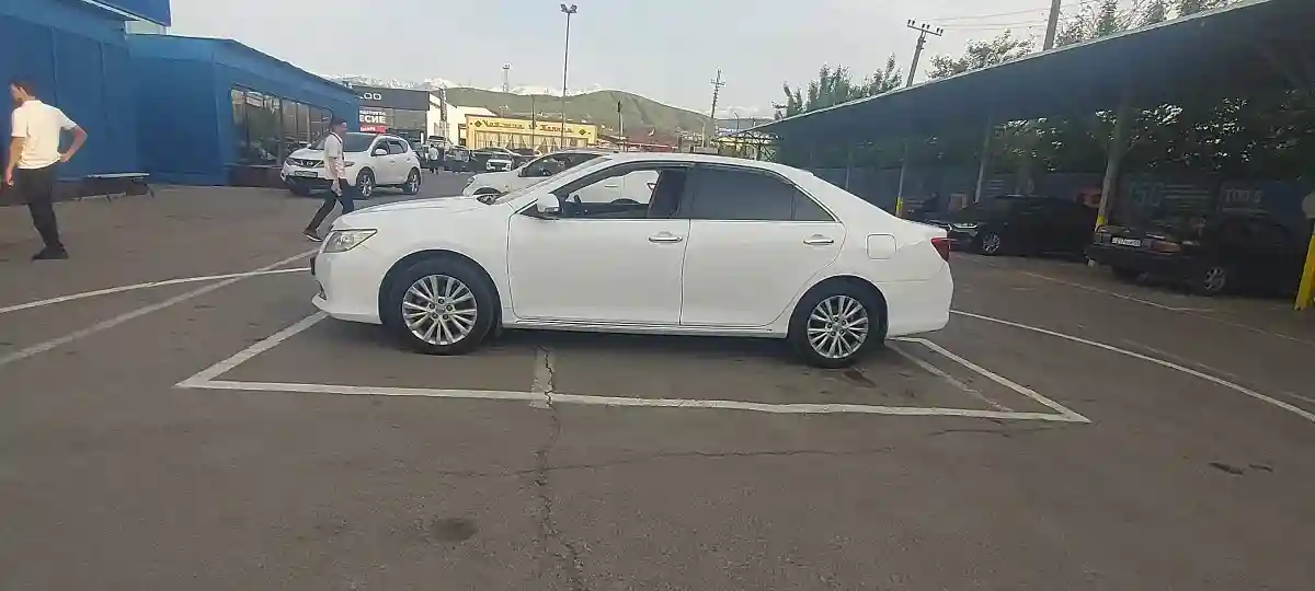 Toyota Camry 2011 года за 8 700 000 тг. в Алматы