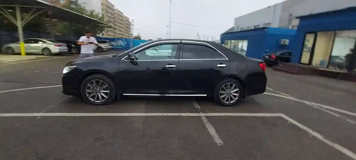 Toyota Camry 2014 года за 9 000 000 тг. в Алматы