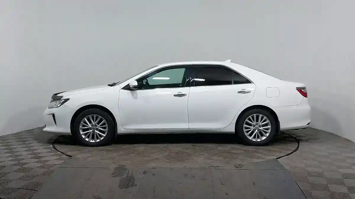 Toyota Camry 2014 года за 11 860 000 тг. в Астана